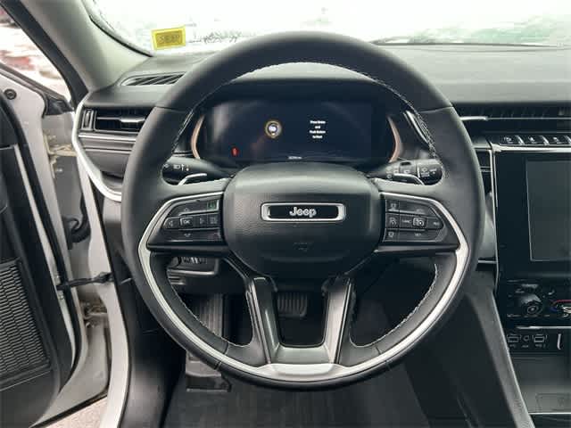 2023 Jeep Grand Cherokee L Laredo 4x4