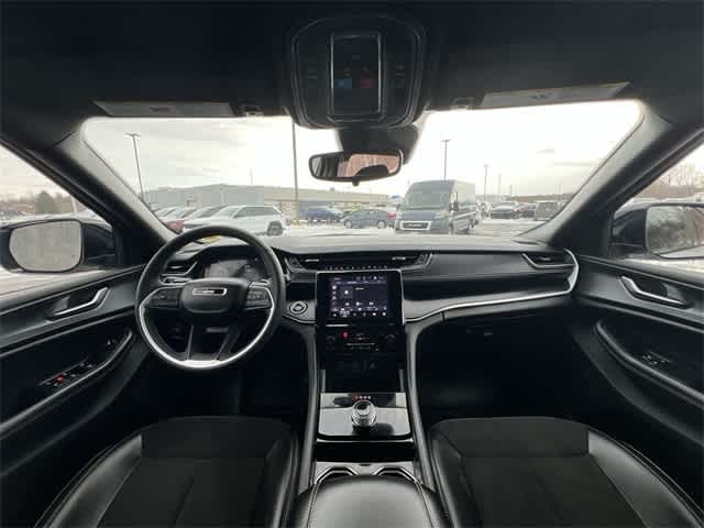 2023 Jeep Grand Cherokee L Altitude 4x4