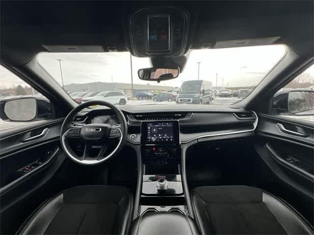 2023 Jeep Grand Cherokee L Altitude 4x4