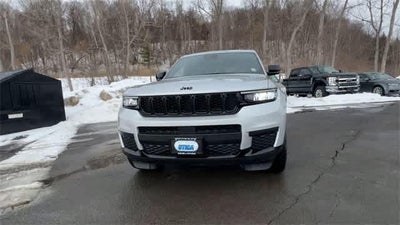 2023 Jeep Grand Cherokee L Altitude 4x4