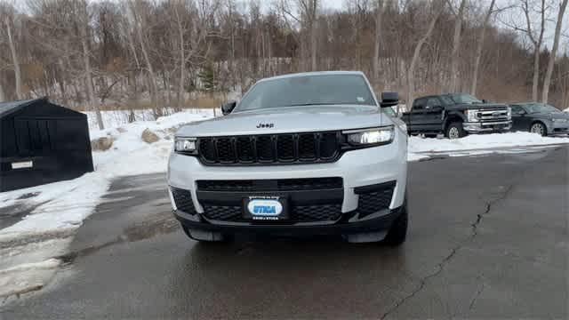 2023 Jeep Grand Cherokee L Altitude 4x4