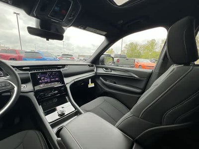 2026 Jeep Grand Cherokee GRAND CHEROKEE L LAREDO X 4X4