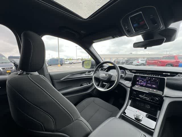 2026 Jeep Grand Cherokee GRAND CHEROKEE L LAREDO X 4X4