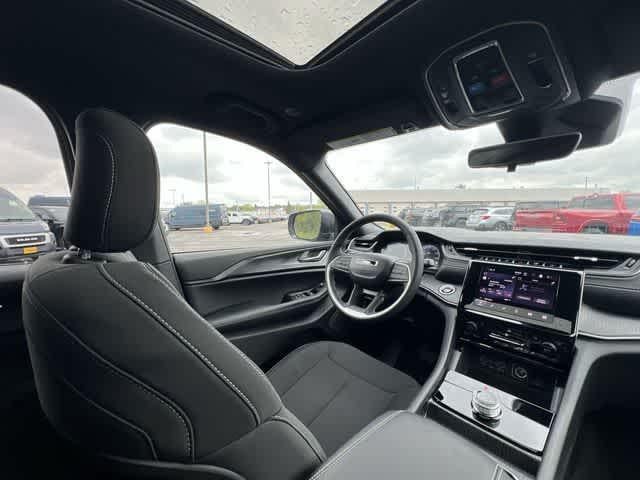 2026 Jeep Grand Cherokee GRAND CHEROKEE L LAREDO X 4X4