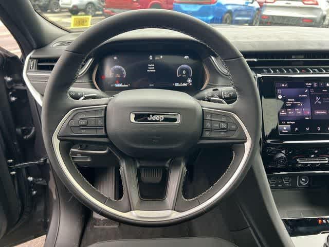 2026 Jeep Grand Cherokee GRAND CHEROKEE L LAREDO X 4X4