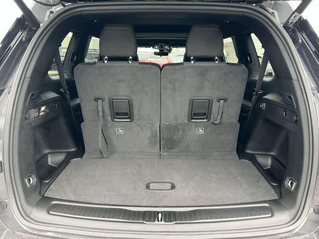 2026 Jeep Grand Cherokee GRAND CHEROKEE L LAREDO X 4X4