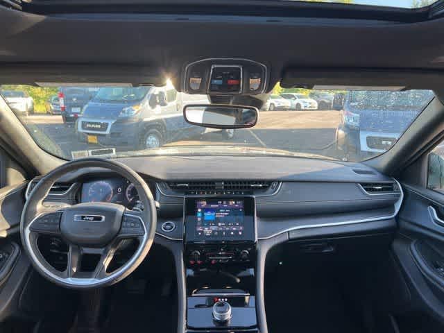 2023 Jeep Grand Cherokee L Altitude 4x4