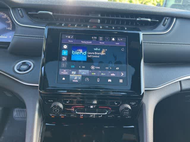2023 Jeep Grand Cherokee L Altitude 4x4