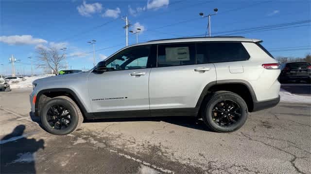2025 Jeep Grand Cherokee GRAND CHEROKEE L ALTITUDE X 4X4