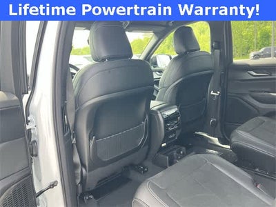 2025 Jeep Grand Cherokee L Altitude 4x4