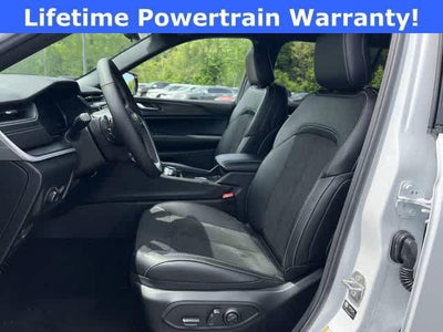 2025 Jeep Grand Cherokee L Altitude 4x4