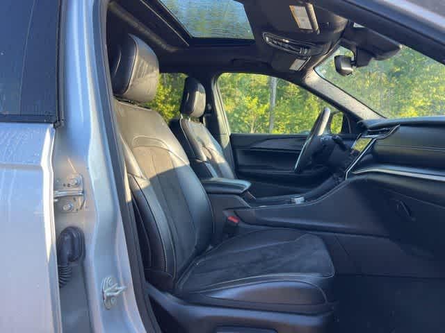 2023 Jeep Grand Cherokee L Altitude 4x4