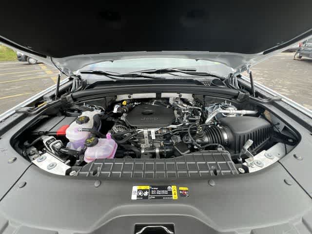 2026 Jeep Grand Cherokee GRAND CHEROKEE L LAREDO ALTITUDE 4X4