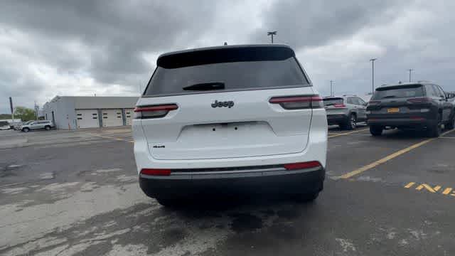 2026 Jeep Grand Cherokee GRAND CHEROKEE L LAREDO ALTITUDE 4X4