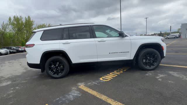2026 Jeep Grand Cherokee GRAND CHEROKEE L LAREDO ALTITUDE 4X4