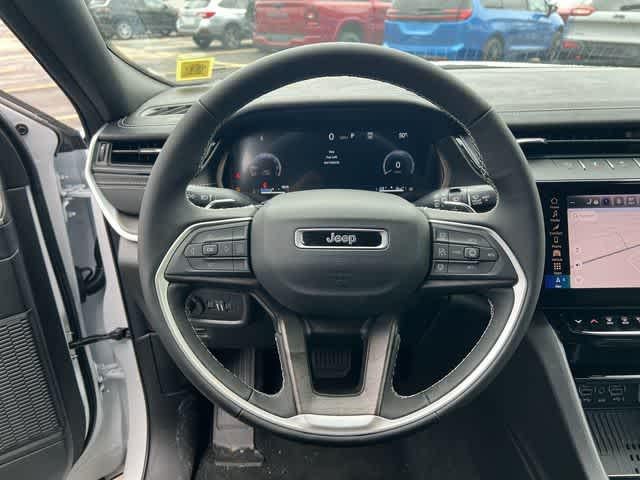 2026 Jeep Grand Cherokee GRAND CHEROKEE L LAREDO ALTITUDE 4X4