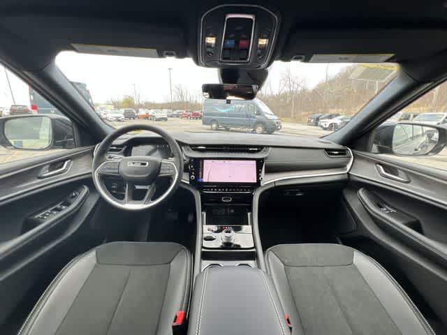 2026 Jeep Grand Cherokee GRAND CHEROKEE L LAREDO ALTITUDE 4X4