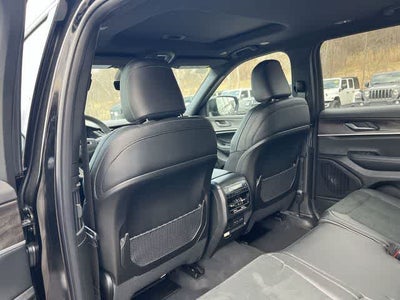 2026 Jeep Grand Cherokee GRAND CHEROKEE L LAREDO ALTITUDE 4X4