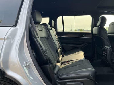 2026 Jeep Grand Cherokee GRAND CHEROKEE L LAREDO ALTITUDE 4X4