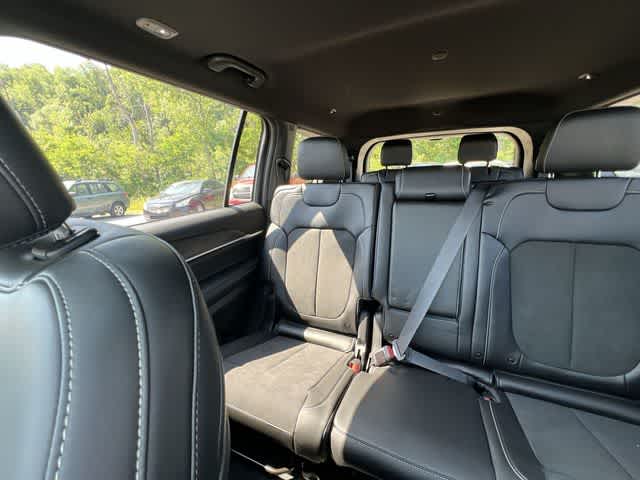 2026 Jeep Grand Cherokee GRAND CHEROKEE L LAREDO ALTITUDE 4X4