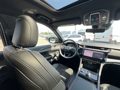 2026 Jeep Grand Cherokee GRAND CHEROKEE L LAREDO ALTITUDE 4X4