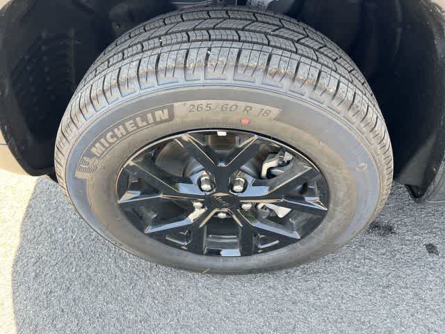2026 Jeep Grand Cherokee GRAND CHEROKEE L LAREDO ALTITUDE 4X4