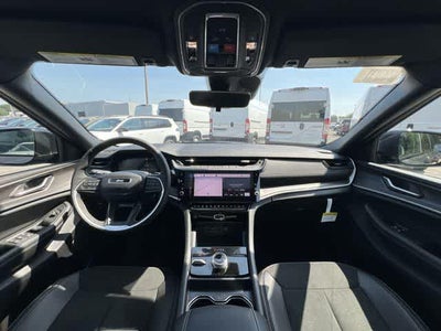 2026 Jeep Grand Cherokee GRAND CHEROKEE L LAREDO ALTITUDE 4X4