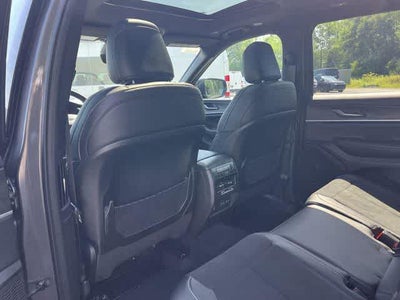 2026 Jeep Grand Cherokee GRAND CHEROKEE L LAREDO ALTITUDE 4X4
