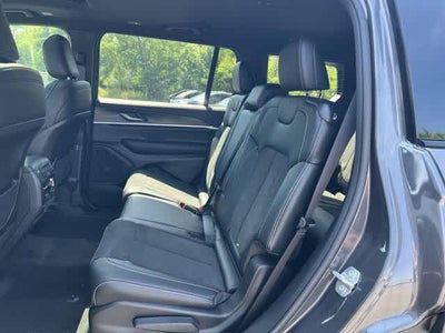 2026 Jeep Grand Cherokee GRAND CHEROKEE L LAREDO ALTITUDE 4X4
