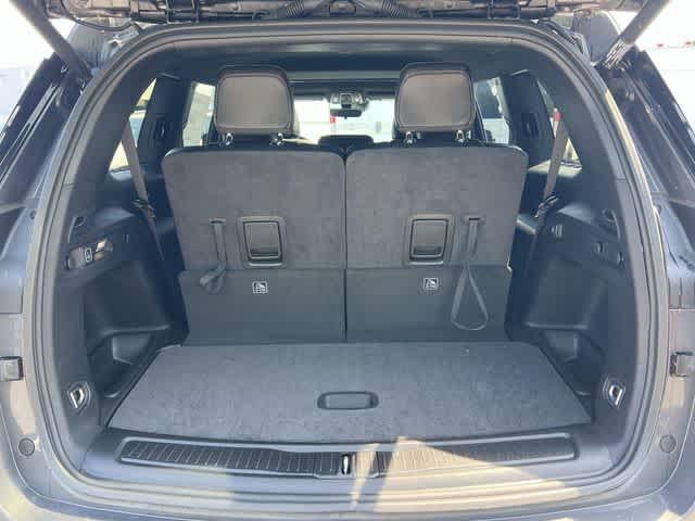 2026 Jeep Grand Cherokee GRAND CHEROKEE L LAREDO ALTITUDE 4X4