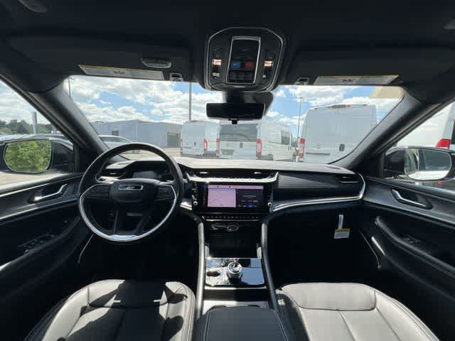 2026 Jeep Grand Cherokee GRAND CHEROKEE L LIMITED RESERVE 4X4