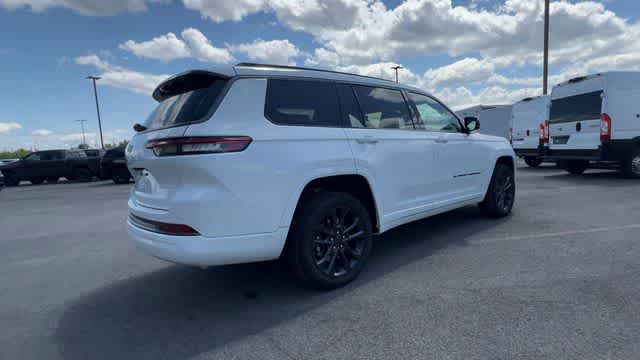 2026 Jeep Grand Cherokee GRAND CHEROKEE L LIMITED RESERVE 4X4