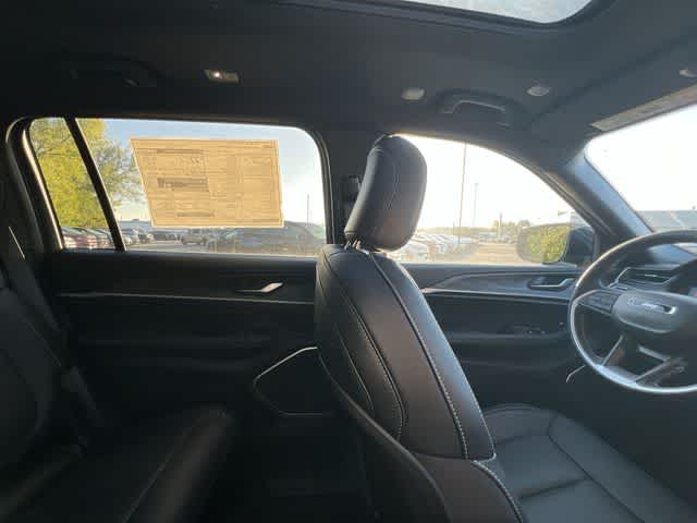 2026 Jeep Grand Cherokee GRAND CHEROKEE L LIMITED RESERVE 4X4
