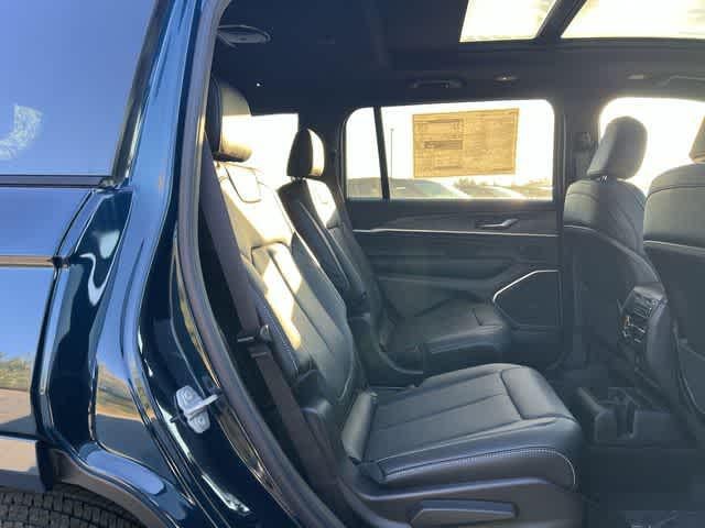 2026 Jeep Grand Cherokee GRAND CHEROKEE L LIMITED RESERVE 4X4
