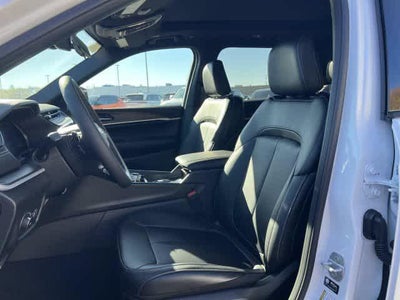 2027 Jeep Grand Cherokee GRAND CHEROKEE L LIMITED 4X4