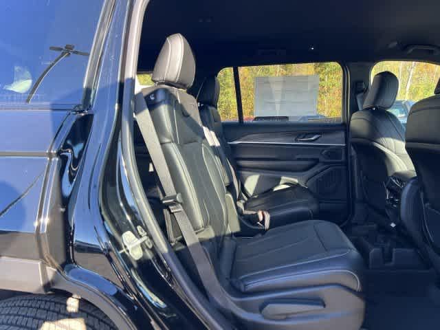 2027 Jeep Grand Cherokee GRAND CHEROKEE L LIMITED 4X4