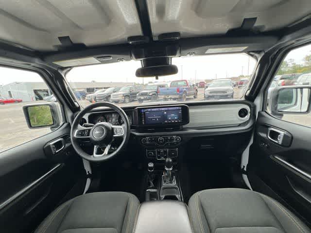 2024 Jeep Wrangler 4xe Sahara 4xe