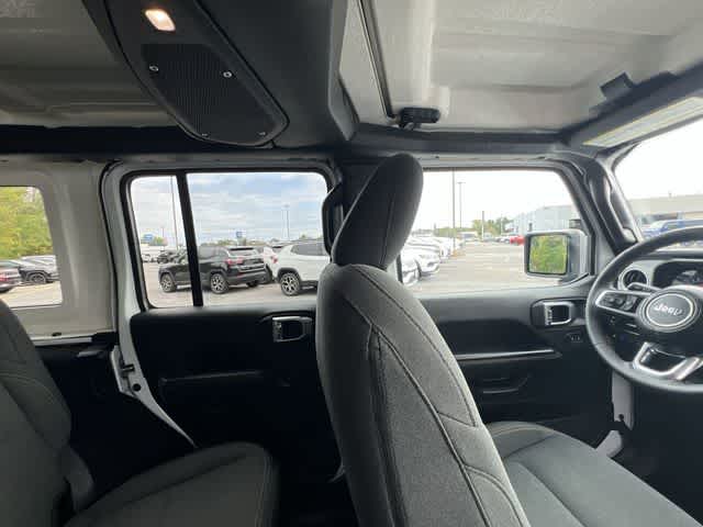 2024 Jeep Wrangler 4xe Sahara 4xe