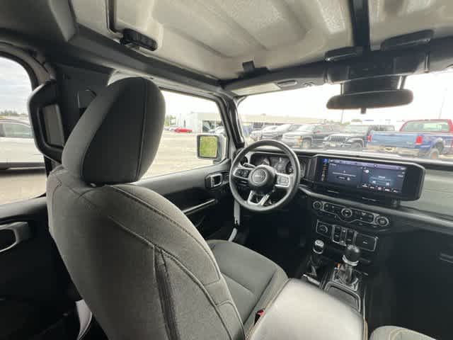 2024 Jeep Wrangler 4xe Sahara 4xe