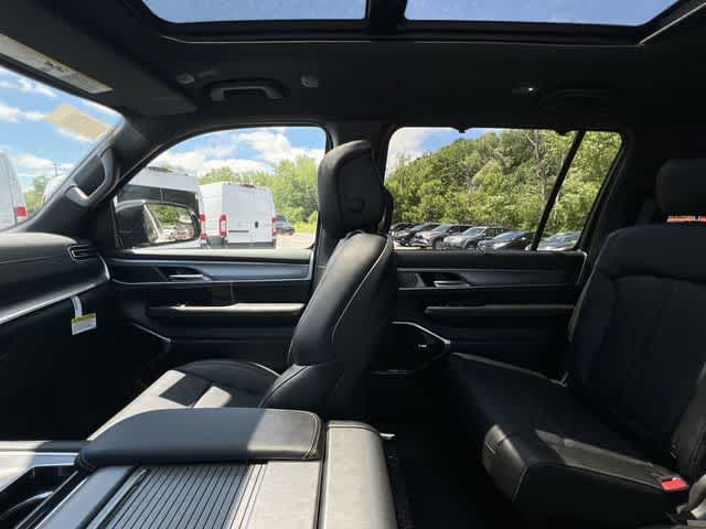 2026 Jeep Grand Wagoneer GRAND WAGONEER L LIMITED ALTITUDE 4X4