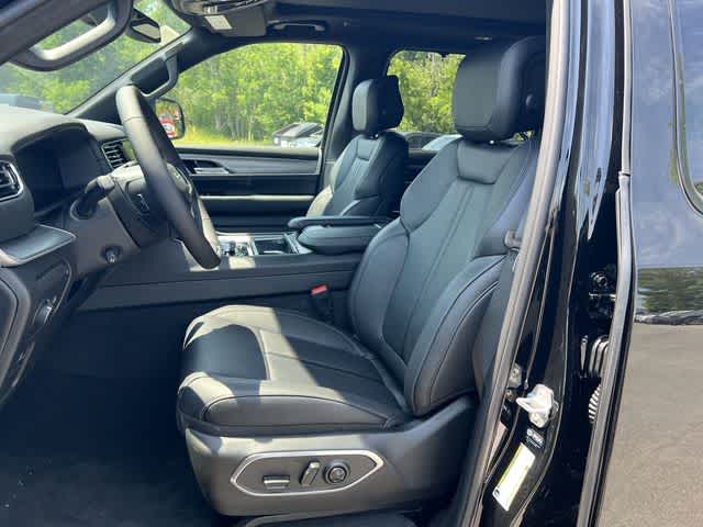 2026 Jeep Grand Wagoneer GRAND WAGONEER LIMITED ALTITUDE 4X4
