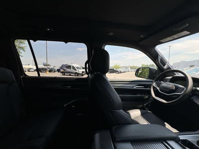 2026 Jeep Grand Wagoneer GRAND WAGONEER LIMITED ALTITUDE 4X4