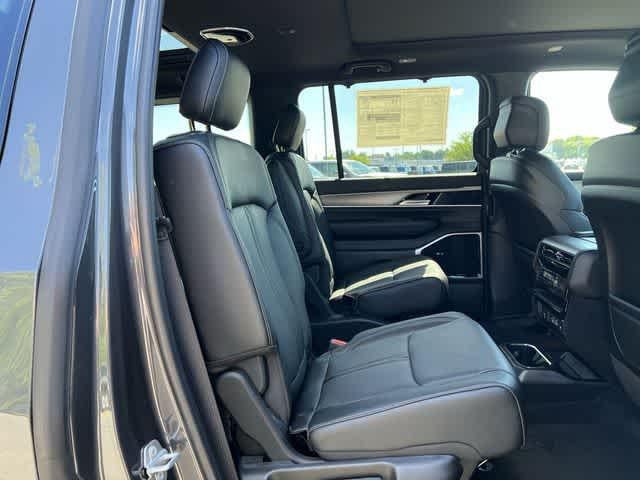 2026 Jeep Grand Wagoneer GRAND WAGONEER LIMITED ALTITUDE 4X4