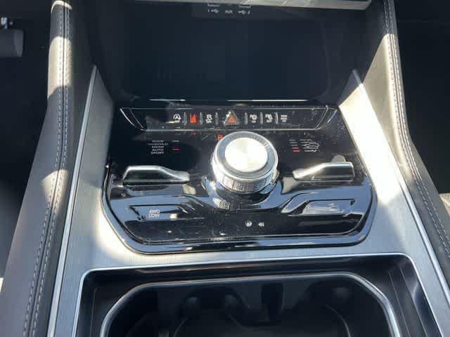 2026 Jeep Grand Wagoneer GRAND WAGONEER LIMITED ALTITUDE 4X4