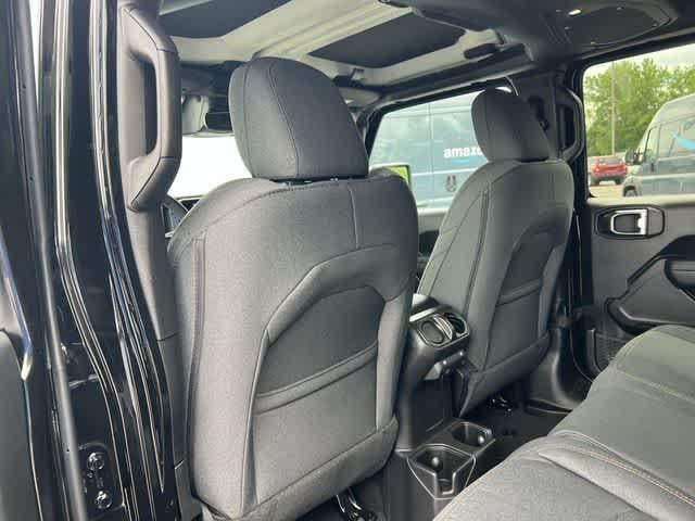 2026 Jeep Gladiator GLADIATOR SPORT S 4X4