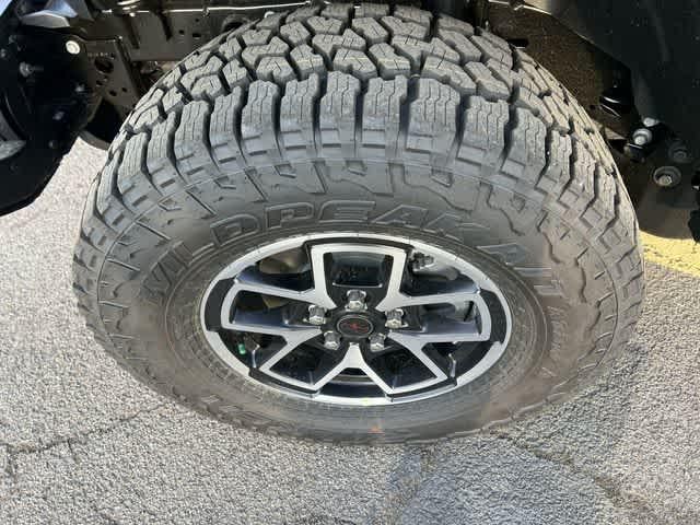 2026 Jeep Gladiator GLADIATOR SHADOW OPS 4X4