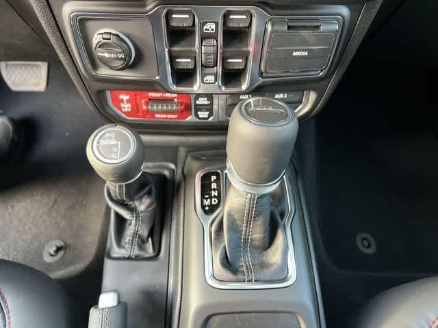 2026 Jeep Gladiator GLADIATOR SHADOW OPS 4X4
