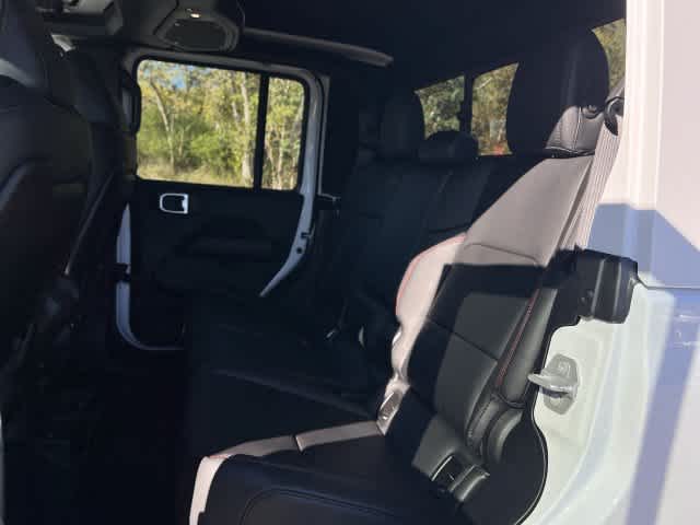 2027 Jeep Gladiator GLADIATOR RUBICON 4X4