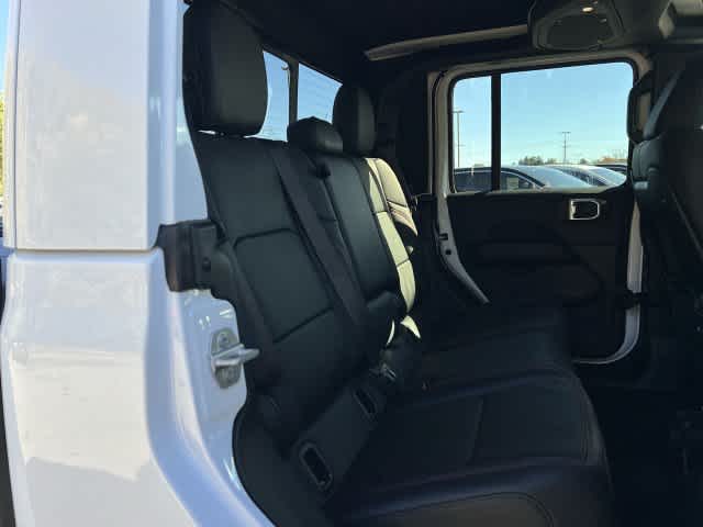 2027 Jeep Gladiator GLADIATOR RUBICON 4X4