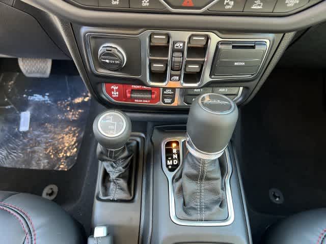 2027 Jeep Gladiator GLADIATOR RUBICON 4X4